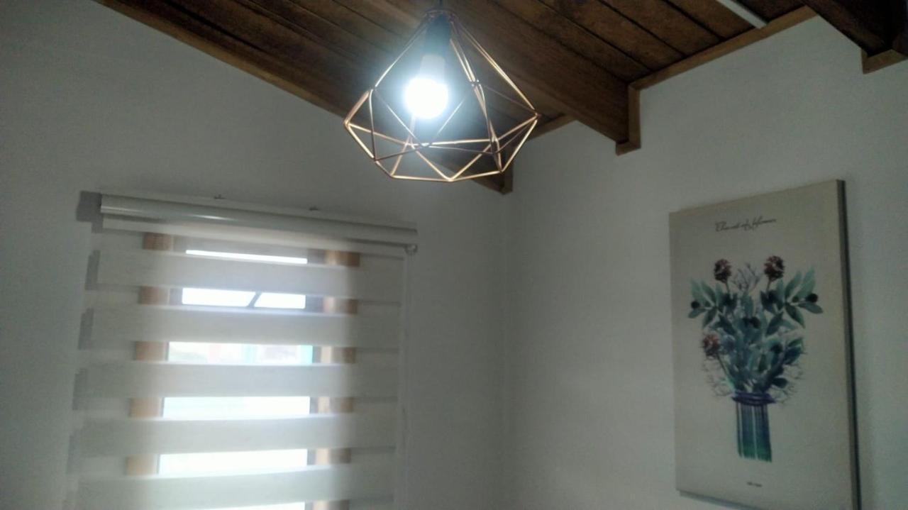 Cabanas Alto Patagonia Villa ปวยร์โตนาตาเลส ภายนอก รูปภาพ
